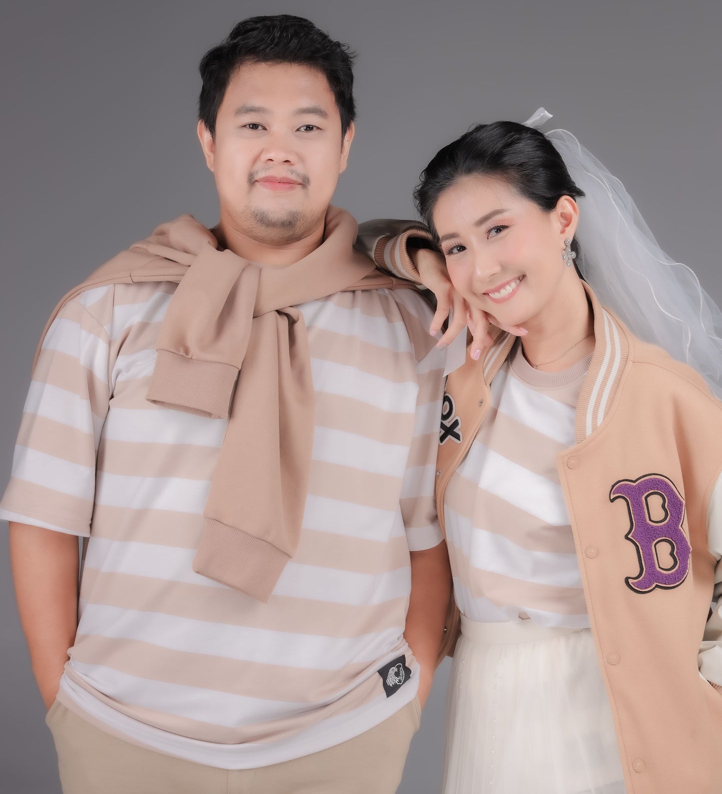 เสื้อยืด ริ้วใหญ่